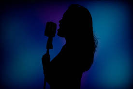 Cac chi hay tra loi: Co ba vo dai gia nao ly hon vi 'tieu tam'?