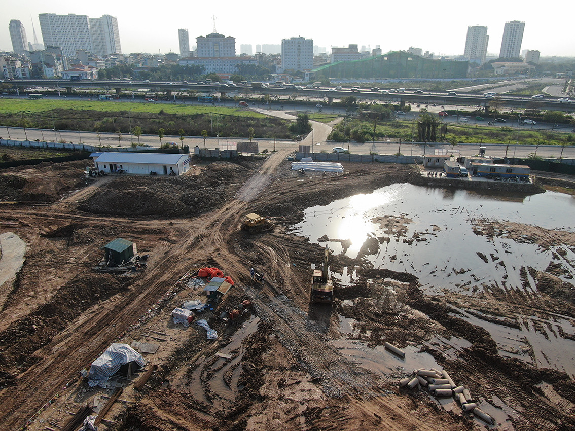 Cong truong “khung” nhat hien nay tai Ha Noi nhin tu tren cao
