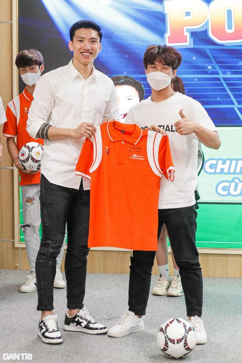 “Hot boy” Doan Van Hau doi tuyen Viet Nam tam su ve dieu ay nay nhat-Hinh-5