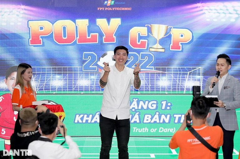 “Hot boy” Doan Van Hau doi tuyen Viet Nam tam su ve dieu ay nay nhat-Hinh-2