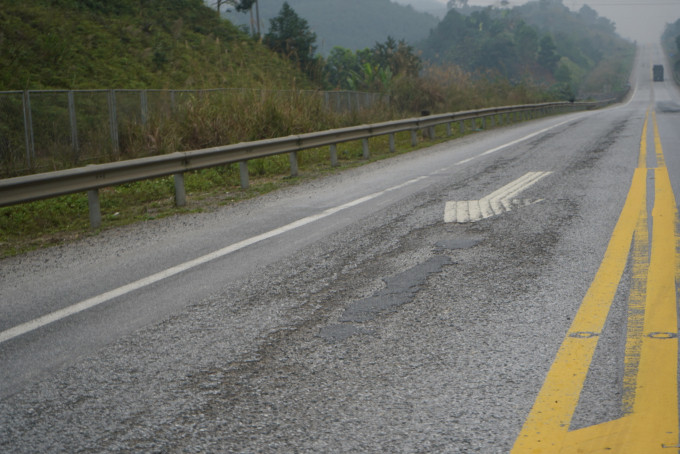 Liên quan đến tình trạng xuống cấp trên, Tổng cục Đường bộ Việt Nam đã yêu cầu đơn vị khai thác, quản lý tiến hành kiểm tra và sửa chữa ngay các vị trí mặt đường bị lún võng, ổ gà,...