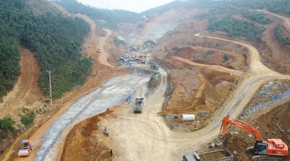 Xu ly nghiem cong trinh “lau” thi nhau moc tren mat bang cao toc Bac - Nam-Hinh-2