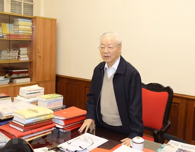 Lanh dao chu chot giao khan truong dieu tra, xu ly nghiem vi pham lien quan den Viet A