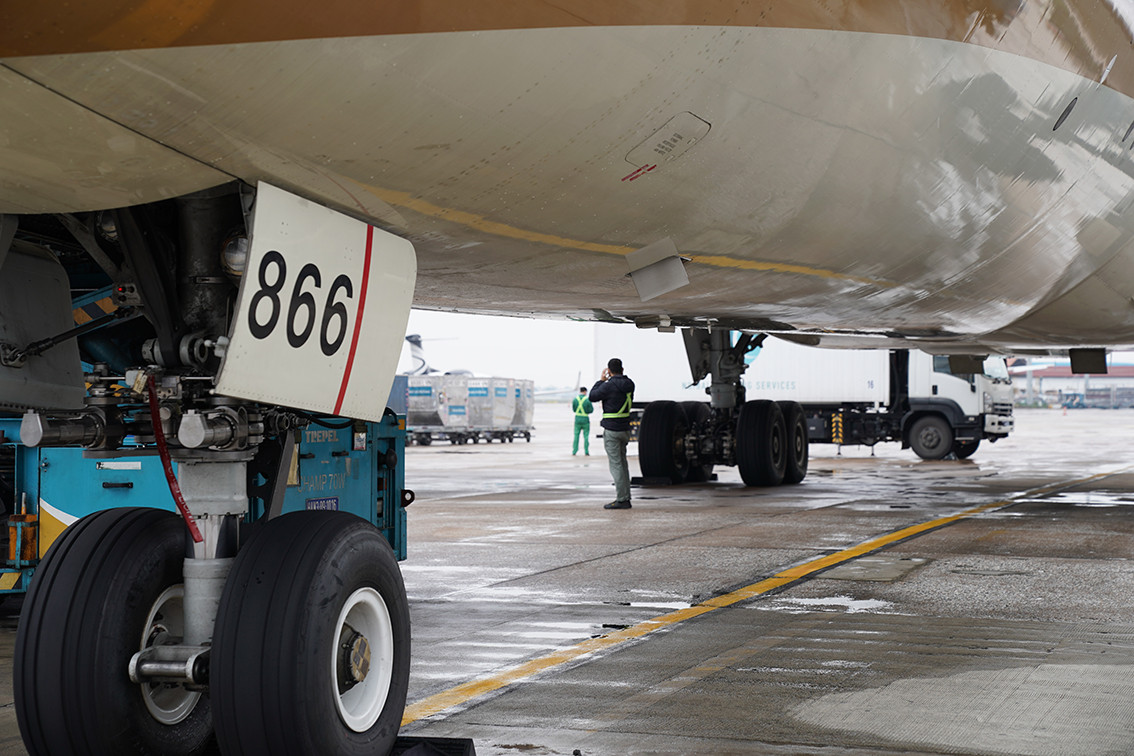 Chuyến bay được thực hiện bằng máy thay thân rộng có tầm bay lớn nhất hiện nay của Hãng là Boeing 787.