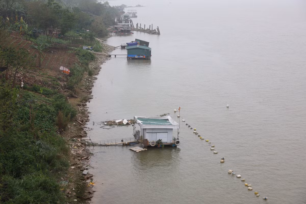 Đặc biệt, sau khi quy hoạch, đường thủy sẽ hỗ trợ rất nhiều cho giao thông của thành phố. Ngoài ra, còn giúp Hà Nội kết nối hơn nữa với các tỉnh lân cận nói chung và các khu vực trên địa bàn thành phố nói riêng.