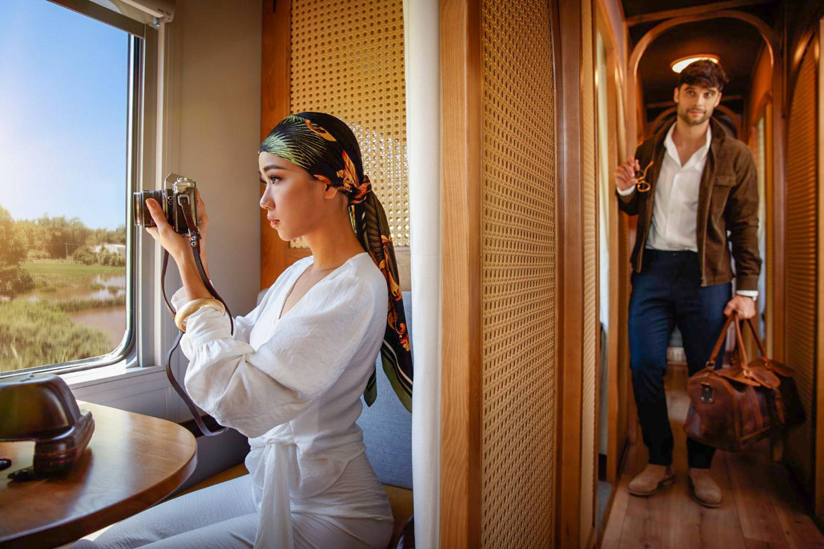 Trước đó, tháng 7/2020, ngành đường sắt khai trương trải nghiệm du lịch tàu hỏa hạng sang The Vietage. Tuy nhiên, toa tàu buộc phải tạm thời ngừng hoạt động suốt thời gian qua do ảnh hưởng của dịch Covid-19.