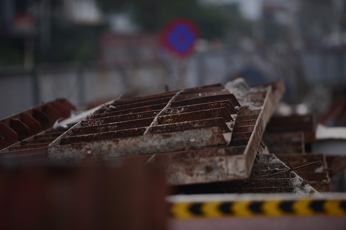 Theo dự án, đường Âu Cơ sẽ được mở rộng đoạn từ Khách sạn Thắng Lợi đến nút giao cầu Nhật Tân. Tuyến đường này sẽ rút ngắn thời gian di chuyển từ Sân bay Nội Bài về Trung tâm Thành phố.