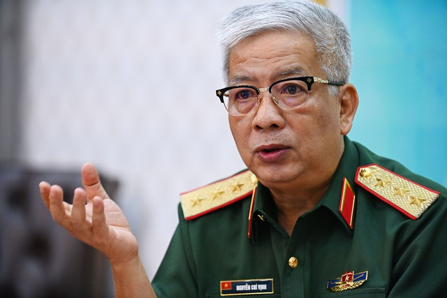 Cuoc doi binh nghiep xuat sac cua Tuong Nguyen Chi Vinh