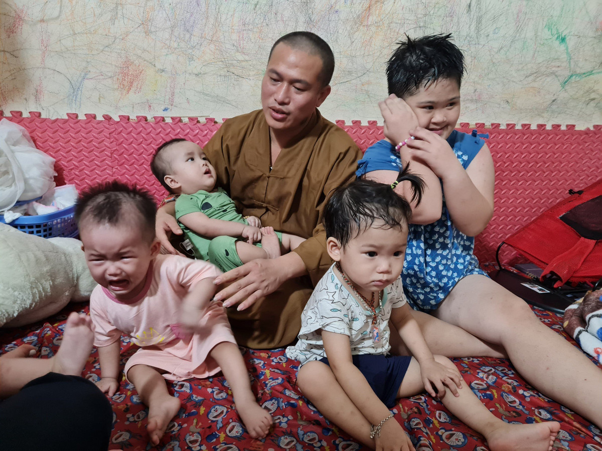 Dai duc Thich Nguyen Binh: Cua tu bi cuu nhung manh doi eo le