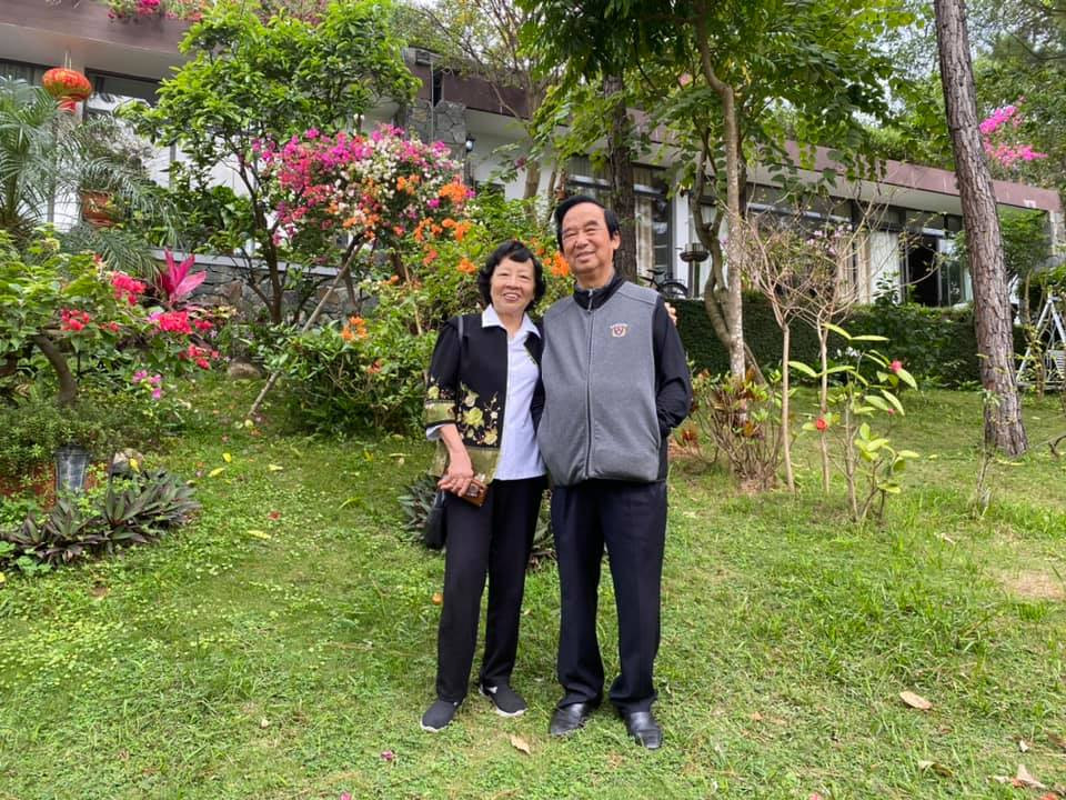 GS Nguyen Lan Dung: Bo me noi tuc, chui bay… sao day duoc con?-Hinh-4