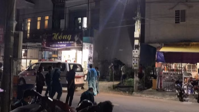 Nam thanh nien dam chet nguoi yeu roi di dau thu