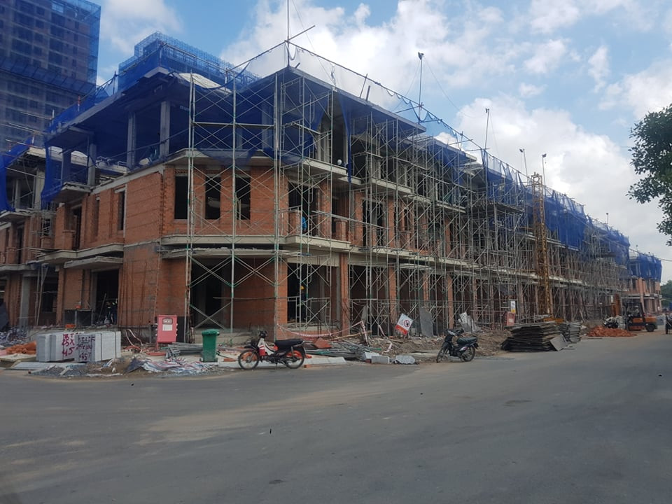 110 biệt thự Green Star Sky Garden xây trái luật: Hưng Lộc Phát đổ lỗi cho cơ quan nhà nước 110 biet thu Green Star Sky Garden xay trai luat: Hung Loc Phat do loi cho co quan nha nuoc