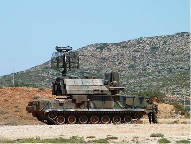 Phiên bản Tor của Iran là phiên bản hiện đại hóa có tên Tor-M1, có thể trinh sát, phát hiện và tiêu diệt mục tiêu một cách độc lập. Hệ thống Tor-M1 có sức cơ động cao, có nhiệm vụ bảo vệ các mục tiêu quan trọng của Iran. Radar của hệ thống Tor-M1 có khả năng phát hiện tối đa 48 mục tiêu ở khoảng cách 25 km; hệ thống sử dụng tên lửa 9M330 hoặc 9M331, với động cơ nhiên liệu rắn một tầng, được đặt trong ống phóng của tổ hợp.