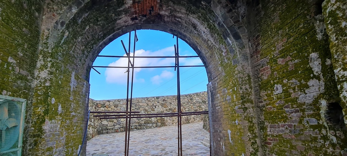 Theo đề án trùng tu, hệ thống cửa Hải Vân Quan sẽ được trùng tu theo hiện trạng dưới triều Nguyễn, thời vua Minh Mạng