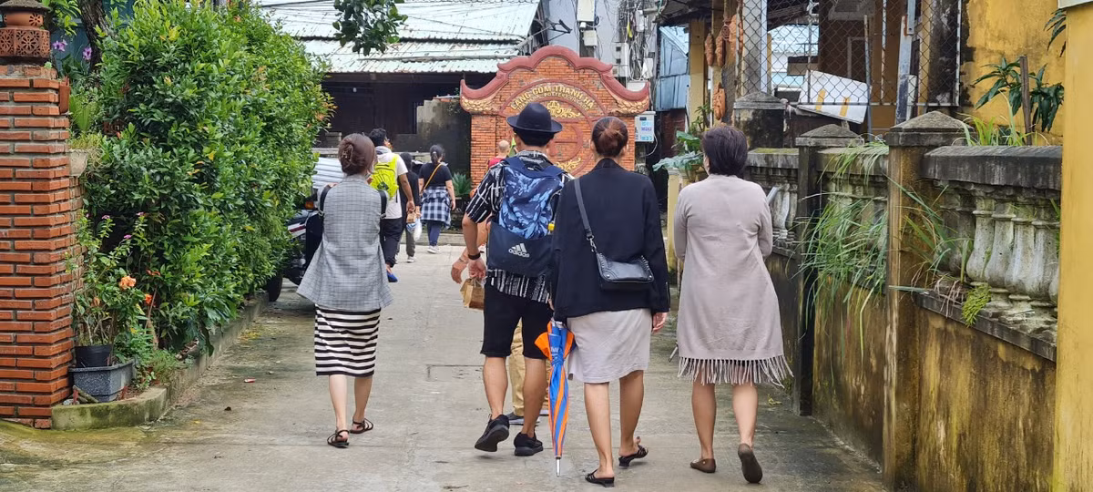 Nằm bên dòng sông Thu Bồn thanh bình, làng gốm Thanh Hà với hơn 500 năm hình thành và phát triển đã làm nên tên tuổi một vùng đất.