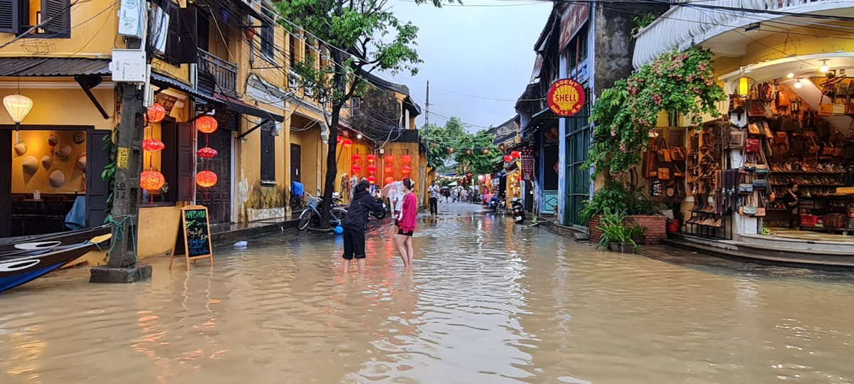 Trải nghiệm Hội An ngày cuối tuần trong cảnh khó quên.