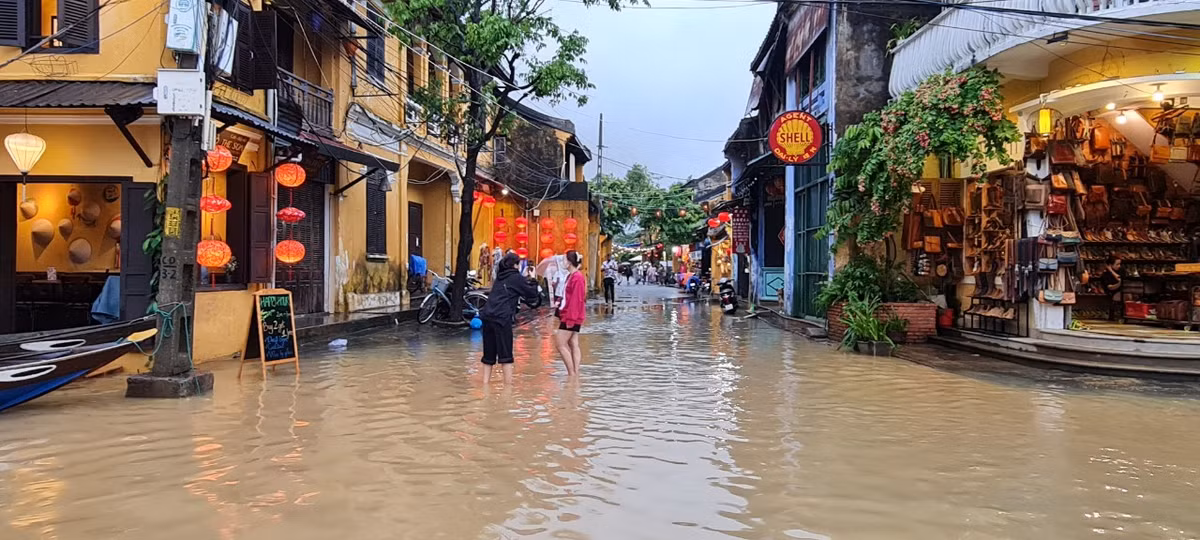 Trải nghiệm Hội An ngày cuối tuần trong cảnh khó quên.
