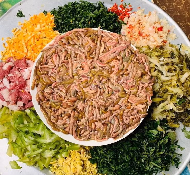 Dac san “rong dat” bat ngo duoc rao ban gia re, 330 nghin dong/kg-Hinh-5