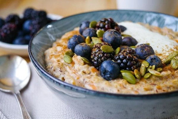 Troi lanh dung quen 5 loai thuc pham giup gan thai doc nhanh-Hinh-2