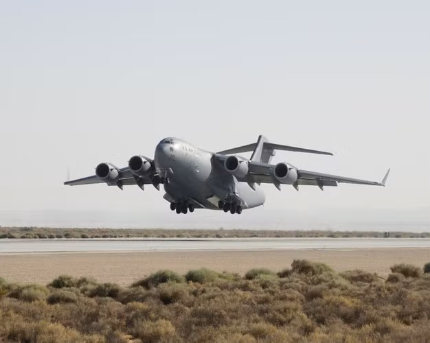 C-17 Globemaster III là máy bay vận tải quân sự hạng nặng được hãng McDonnell Douglas phát triển cuối thập niên 1980 nhằm mục đích vận chuyển chiến lược và chiến thuật.