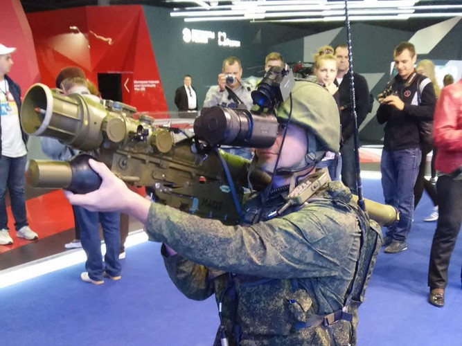 Tổ hợp vũ khí hiện đại này có thiết kế đơn giản, đáng tin cậy và hiệu quả cao trong cuộc chiến chống lại hầu hết mọi mục tiêu xuất hiện trong khu vực chịu ảnh hưởng.