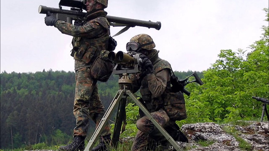 Điểm đặc biệt của tên lửa Yerli đó là khi chiến đấu, thiết bị phóng không triển khai độc lập mà được kết nối với bộ khí tài đặc biệt bằng dây dẫn.