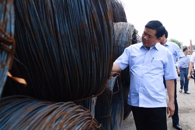 'Giang chuc' truong phong bi Bi thu Thang phe binh-Hinh-2