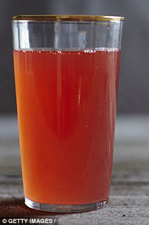 Các nghiên cứu gần đây cho thấy prebiotic và probiotic (như nấm kefir) cũng có lợi cho các VĐV vì làm tăng khả năng miễn dịch, giảm viêm nhiễm đối với đường hô hấp trên khi VĐV tập luyện vào mùa đông.