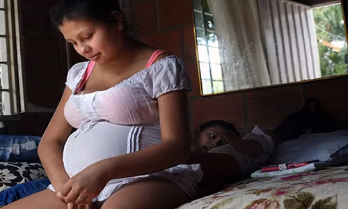 Phu nu My latinh dua nhau di pha thai vi so Zika