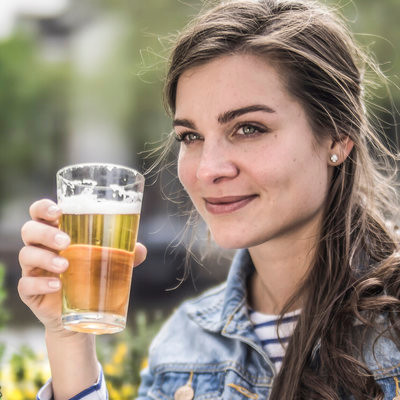 Ở tuổi 20, thực đơn ăn uống của bạn gồm những bữa tiệc liên miên rất ít calo nên chẳng phải lo lắng gì đến cân nặng.