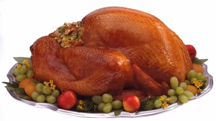 Nếu muốn bé phát triển chiều cao thì protein từ thịt gà là nguồn thích hợp để giúp cơ thể xây dựng tế bào và cơ bắp. Lượng thịt gà tối thiểu cần ăn là 50g/ngày để có thể bổ sung đủ protein cần thiết.