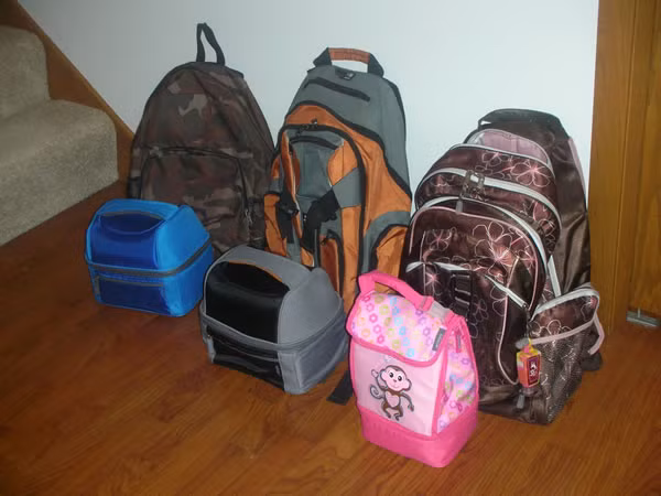 Hãy duy trì thói quen chuẩn bị mọi thứ từ tối hôm trước, bạn sẽ tiết kiệm được thời gian quý báu buổi sáng.