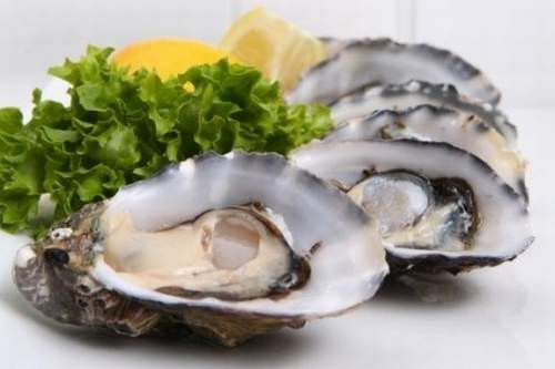 Tương tự như vậy với vitamin P - loại vitamin có nhiều dưới da - nếu được bổ sung kèm vitamin C và sắt, kỳ đèn đỏ của bạn sẽ trở nên khô ráo hơn.