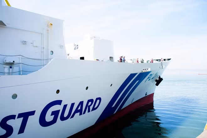 Tàu huấn luyện JCGS Kojima mang số hiệu PL 21 có tải trọng 3.500 tấn, dài 115 m, rộng 14 m, sâu 7,3 m, tốc độ 18 hải lý/giờ.