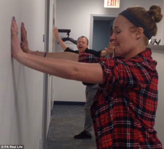 Erin hiện mang trên tay một vết sẹo dài tới 47cm mà các bác sĩ phẫu thuật đã cố tình không cắt bỏ đi phần da có hình xăm địa điểm nơi cô làm đám cưới. Cô vẫn đang thực hiện các bài tập trị liệu để phục hồi chức năng cho cánh tay. 