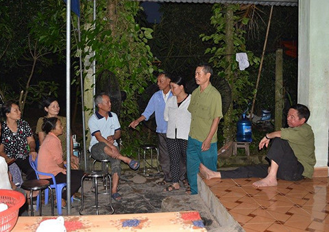 Hai Duong: Be trai 8 tuoi bi me de ep uong thuoc doc da chet