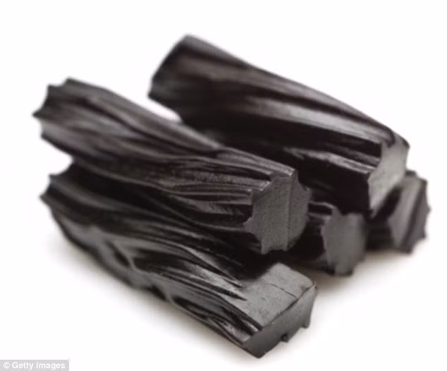 Oestrogen là một phần quan trọng của não, xương và một hệ tim mạch khỏe mạnh, vì vậy khi thiếu hụt oestrogen trong một thời gian dài thì các cơ quan này đều bị ảnh hưởng”. Ông cho rằng nếu chỉ bị giảm khoảng 50% aromatase thì khả năng sinh sản đã bị ảnh hưởng nghiêm trọng.