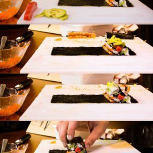 Tiếp tục trải một lá rong biển ra, lần lượt đặt 2 góc phần tư cuộn sushi đã cắt lên trên tạo thành hình chữ V sao cho vân xoắn ốc đối xứng nhau. Tiếp đến đặt vài miếng bơ cắt lát và cá ngứ vào giữa, cuối cùng đặt 2 góc phần tư cuộn sushi lên trên cùng để tạo thành hình vuông. Khi cuộn lại không cuộn tròn mà ấn nhẹ tay thành hình vuông.