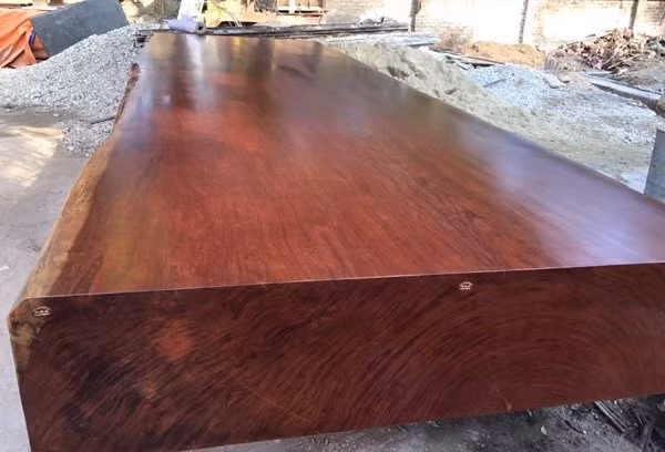 Dai gia Viet choi sang mua phan go tien ty-Hinh-2