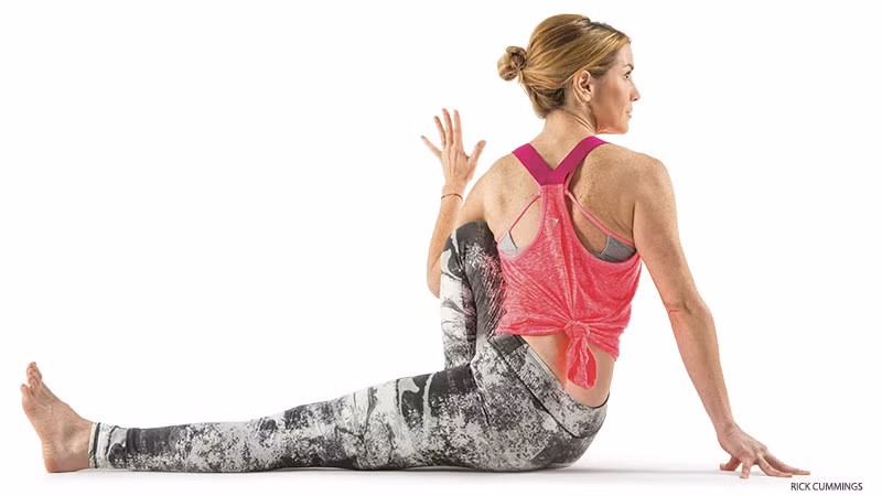 Ngoài có thêm sức mạnh và sự dẻo dai, cải thiện tâm lý, tăng sự tự tin và kiên nhẫn thì yoga còn như một liều thuốc đánh thức ham muốn tình dục. Trung tâm năng lượng gắn với năng lượng tình dục, scral chakra, cũng sẽ được mở ra. 