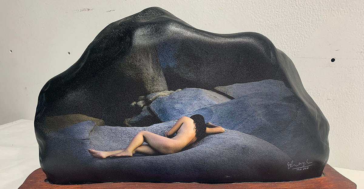 Đặc biệt là những người hoạt động trong nghề nhiếp ảnh đã thán phục với loại hình ảnh nude in đá độc đáo.