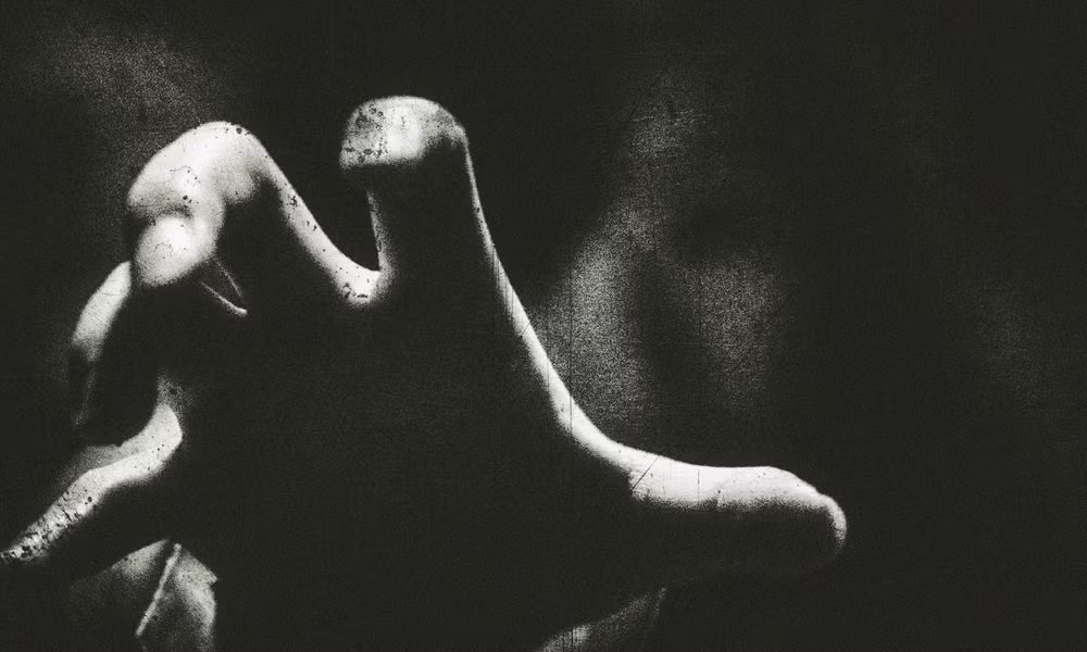 Không những vậy, những người bị chết đuối hay bị "bà hỏa" thiêu sống khi nhà bị cháy... cũng được cho là do ma quỷ gây nên.