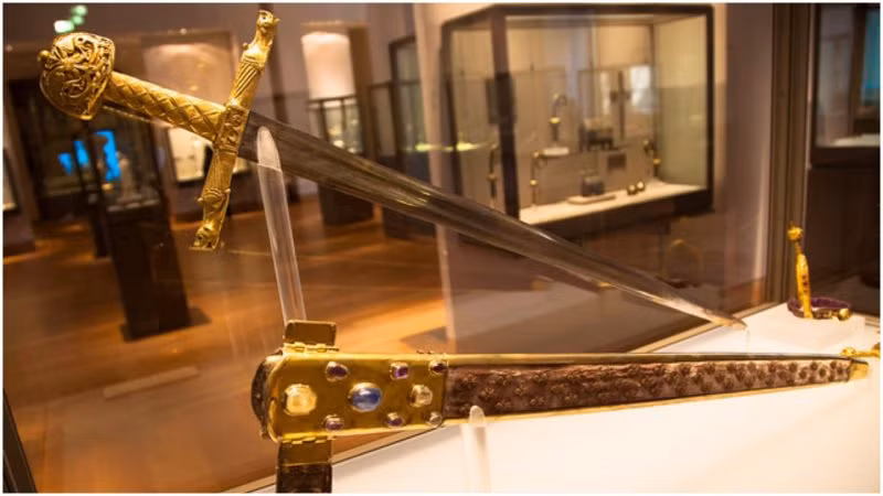 Vu khi huyen thoai co kha nang lam mu mat ke thu