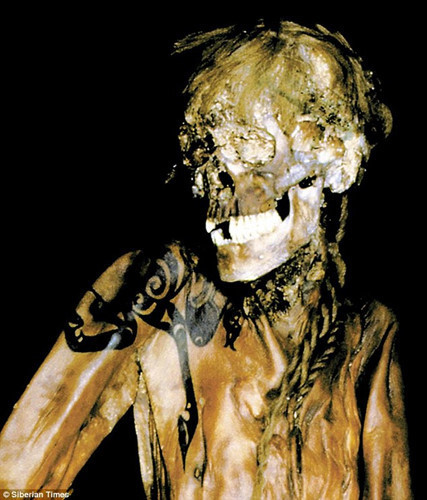 Người phụ nữ này có thể là công chúa. Do vậy, xác ướp còn được gọi là công chúa Altai hay công chúa Kadyn (hoặc Kydyn).