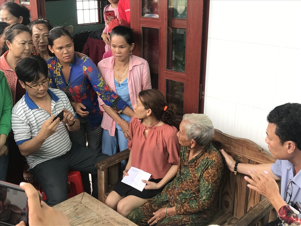 Dam nuoc mat ngay trung phung cua chi Hon sau 22 nam luu lac-Hinh-2