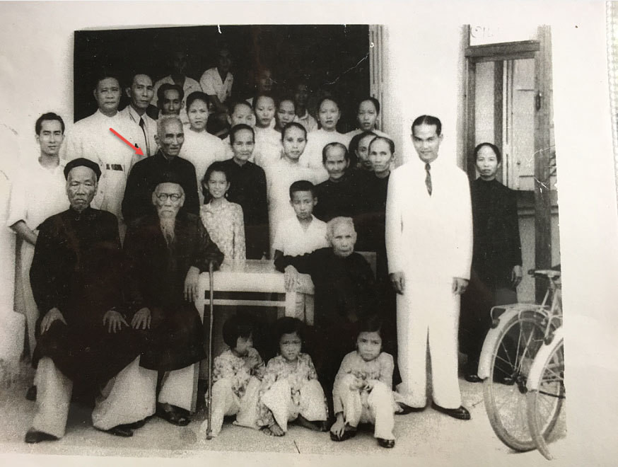 Ven man bi mat an choi va thu vui tieu tien cua cac cong tu troi Nam-Hinh-6