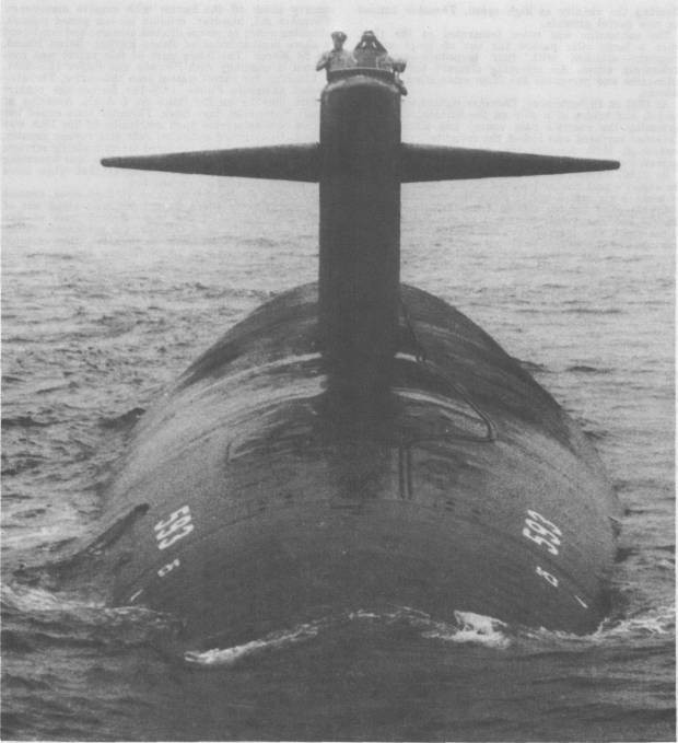 Chính vì vậy, tàu ngầm tấn công hạt nhân USS Thresher (SSN-593) bị chìm và phát nổ ở độ sâu khoảng 730m bởi áp lực nước vượt quá khả năng chịu đựng của thân tàu.