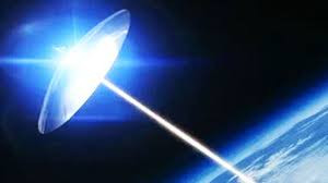 Chiếc gương có kích thước siêu khủng trên được dùng để phản chiếu ánh sáng mặt trời nhằm thiêu đốt các mục tiêu của đối phương như các nhà máy, căn cứ quân sự, làng mạc...