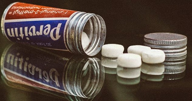 Nhờ sử dụng Pervitin, lính Đức quốc xã cũng không còn cảm thấy mệt mỏi mà luôn tỉnh táo suốt nhiều ngày. Từ đó, lính Đức sẽ làm nhiệm vụ lâu hơn, chiến đấu hăng hái hơn.