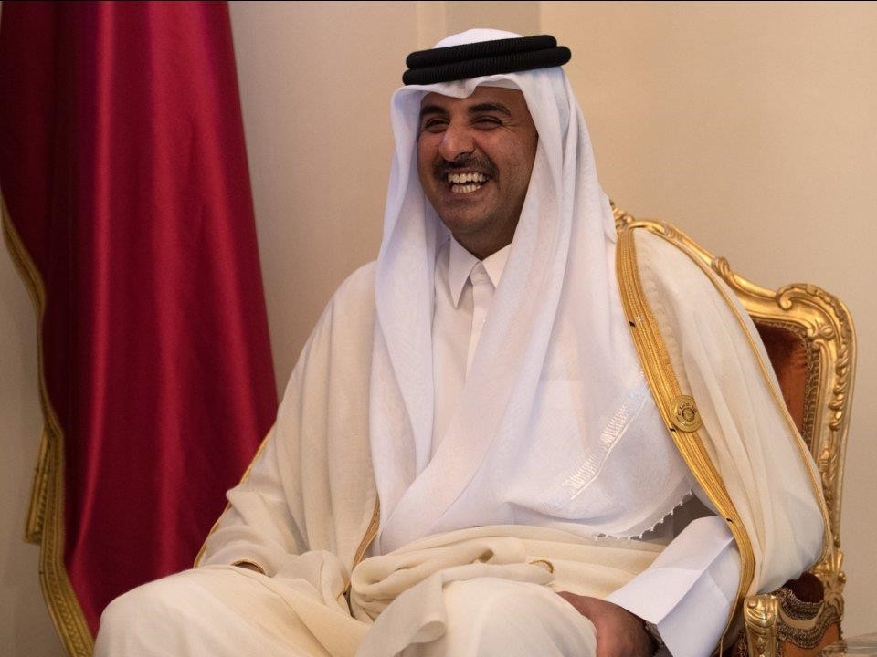 Vua Tamim bin Hamad Al Thani (Qatar - 1,2 tỷ USD): Vị vua trẻ tuổi này thừa kế ngai vàng và một phần của cải từ cha mình - Vua Hamad bin Khalifa Al Thani - vào năm 2013. Phần lớn tài sản 2,4 tỷ USD của cựu vương có được nhờ vào Quỹ Đầu tư Qatar, nơi quản lý nguồn dầu khí của đất nước này. Ảnh: Getty.